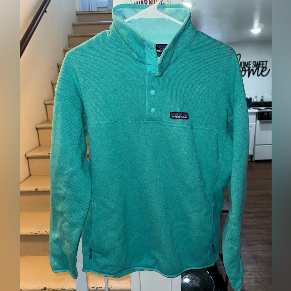 Large Teal Patagonia Quarter Button-up